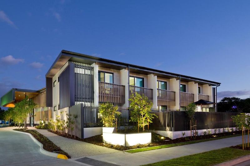 The Glen Hotel & Suites