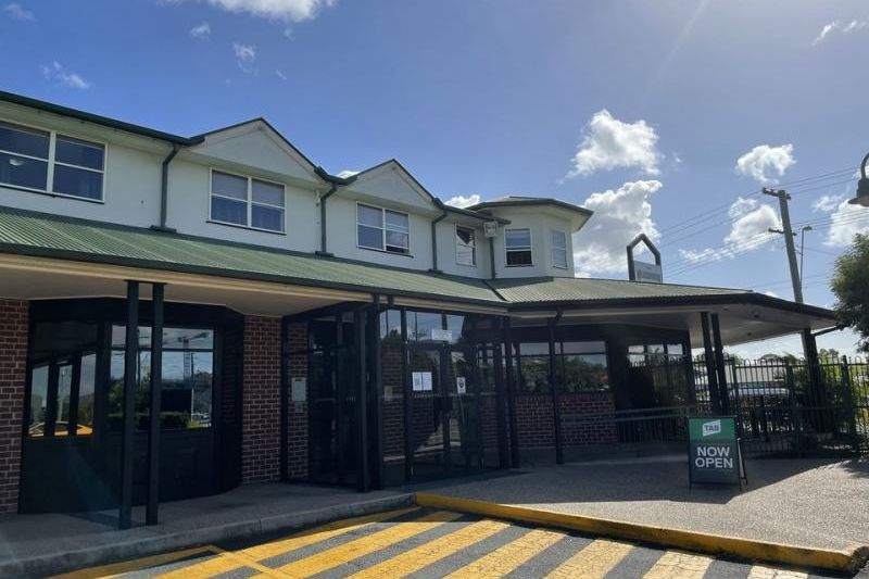The Meadowbrook Hotel